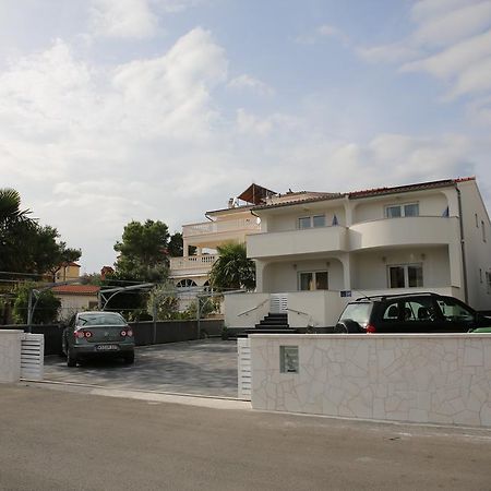 Apartments Gabrijel Vodice Bagian luar foto