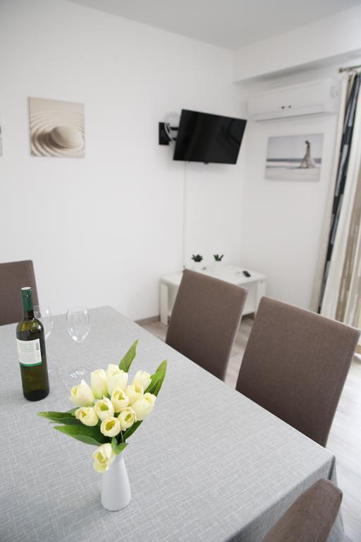 Apartments Gabrijel Vodice Bagian luar foto