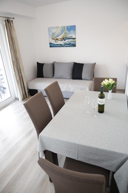 Apartments Gabrijel Vodice Bagian luar foto