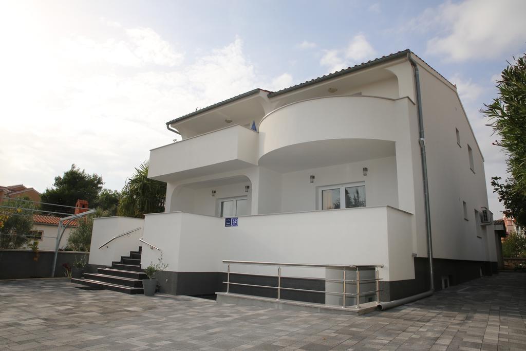 Apartments Gabrijel Vodice Bagian luar foto