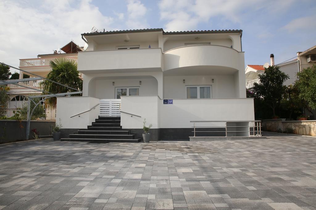Apartments Gabrijel Vodice Bagian luar foto